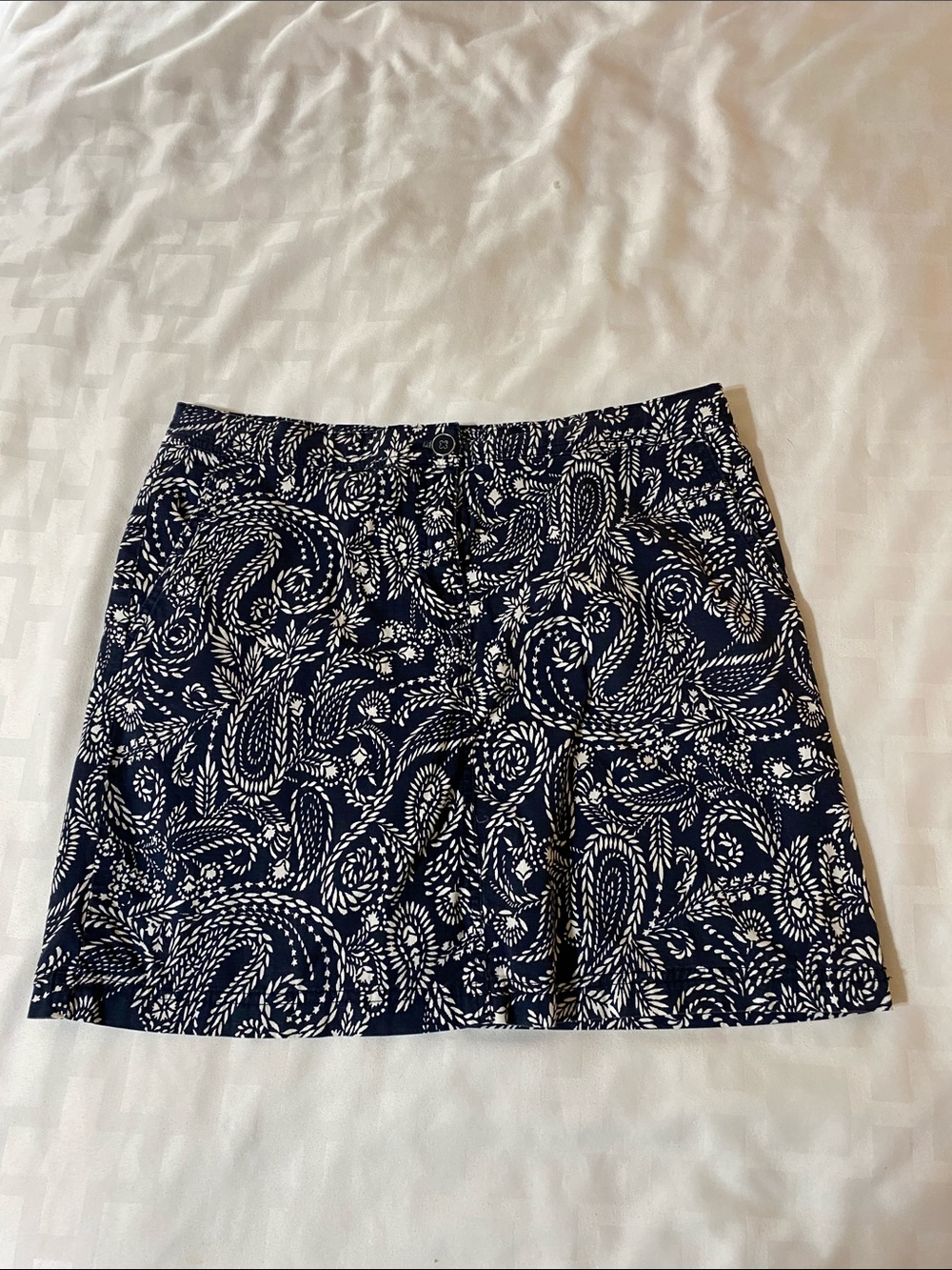 Karen Scott Navy and White Paisley Print Mini Skirt/ Skorts